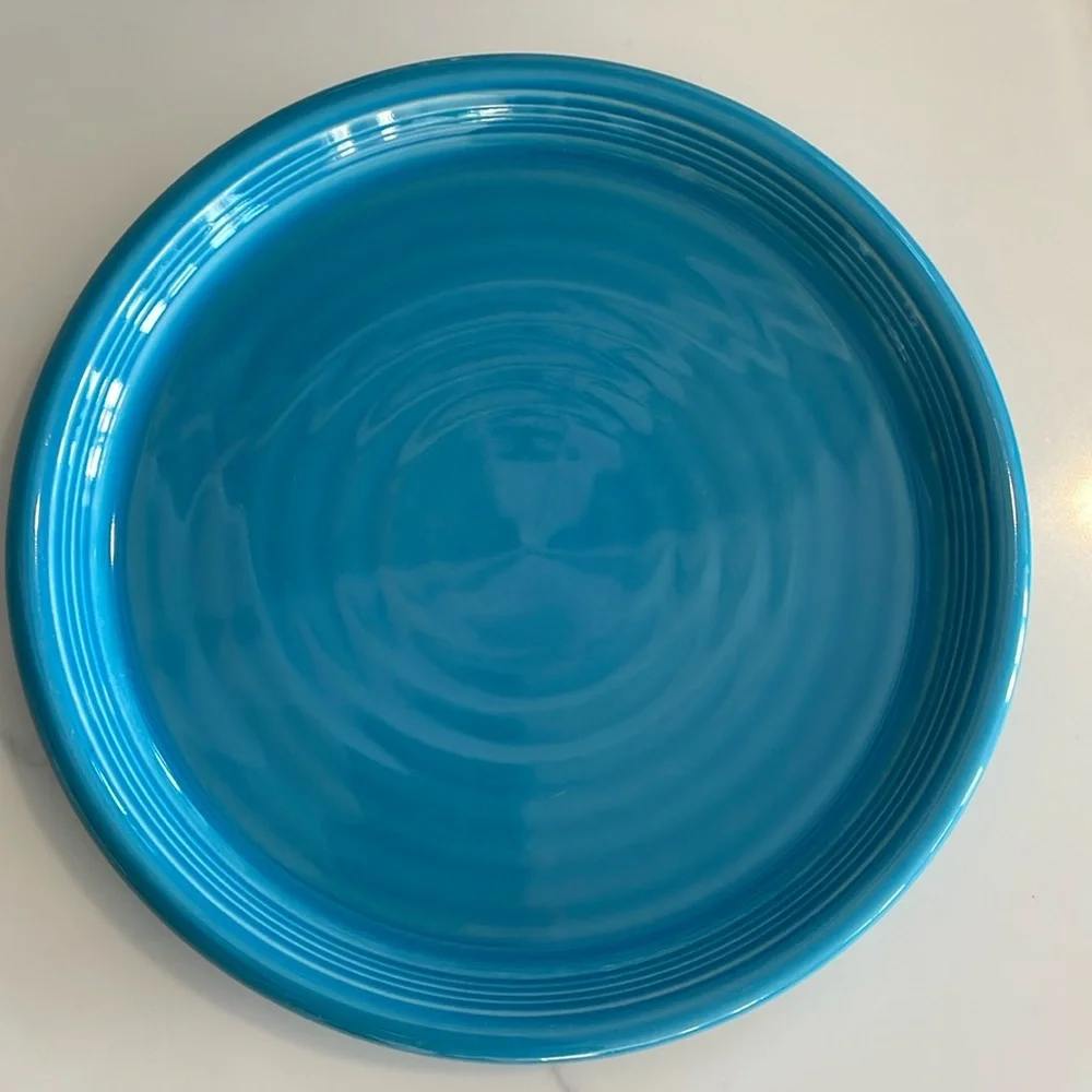 EUC Crate & Barrel 8 inch salad plates